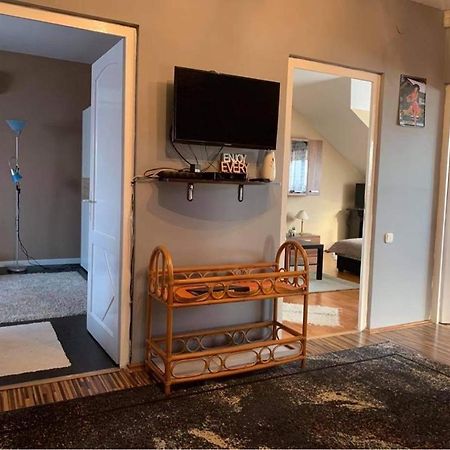 Fot Charming Apartment מראה חיצוני תמונה