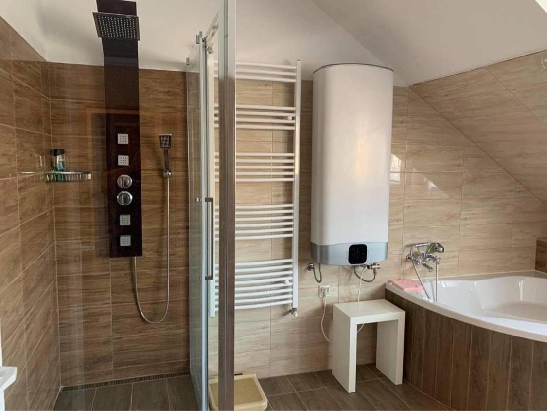 Fot Charming Apartment מראה חיצוני תמונה